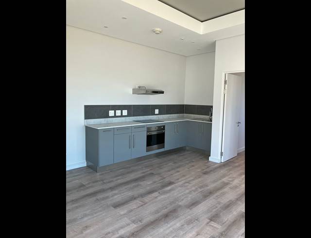 1 BEDROOM APARTMENT TO LET IN FORESHORE